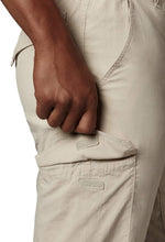 Load image into Gallery viewer, Men&#39;s | Columbia | AM8007-160 | Silver Ridge Cargo Pant | Fossil