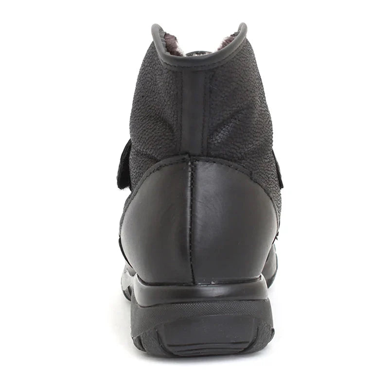 Women's | Toe Warmers | T09661 | Secure Low Cuff Strap Boot | Black