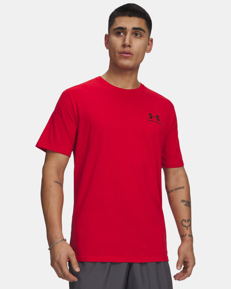 Men's | Under Armour | 1326799-900 | Left Chest Logo Short Sleeve | Red / Black