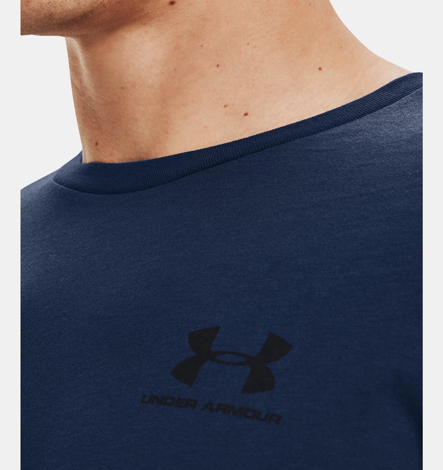 Men's | Under Armour | 1326799 | Sportstyle Left Chest Short Sleeve T-Shirt | Academy / Black